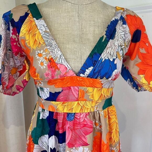 St Frock Mel Maxi Dress in Bright Multi Floral - Picture 8 of 9